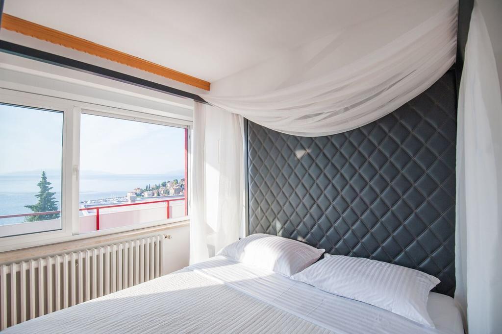 Blue View Apartment Opatija Eksteriør billede